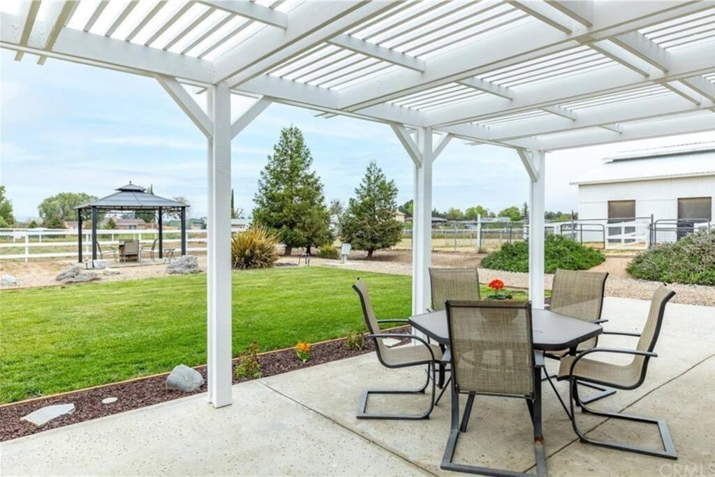 Our Farmhouse, Our Place: Cozy And Cute Homestead! Paso Robles Bagian luar foto